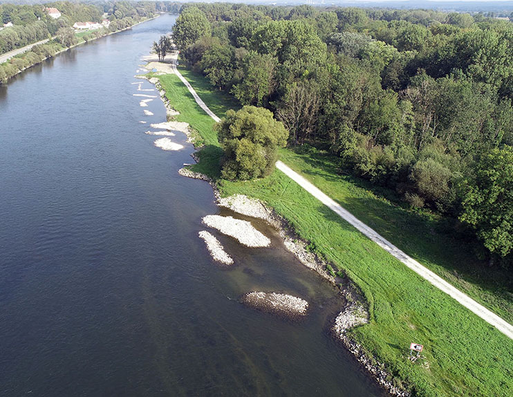 Link führt zur Seite Uferrenaturierung an der Donau bei Wackerstein